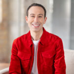 Mark Weinstein in a red shirt.