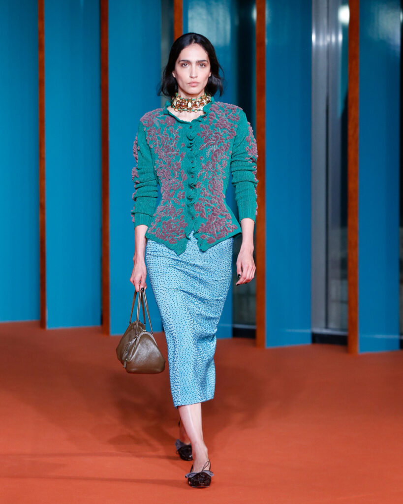 Tory Burch Spring/Summer 2027 runway look 02