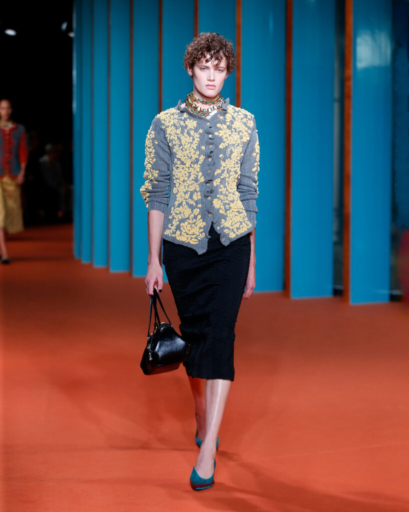 Tory Burch Spring/Summer 2027 runway look 04