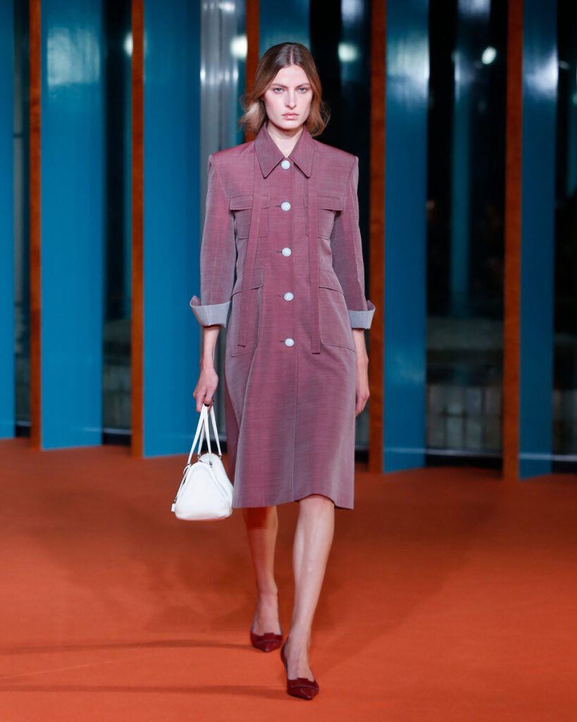 Tory Burch Spring/Summer 2027 runway look 15
