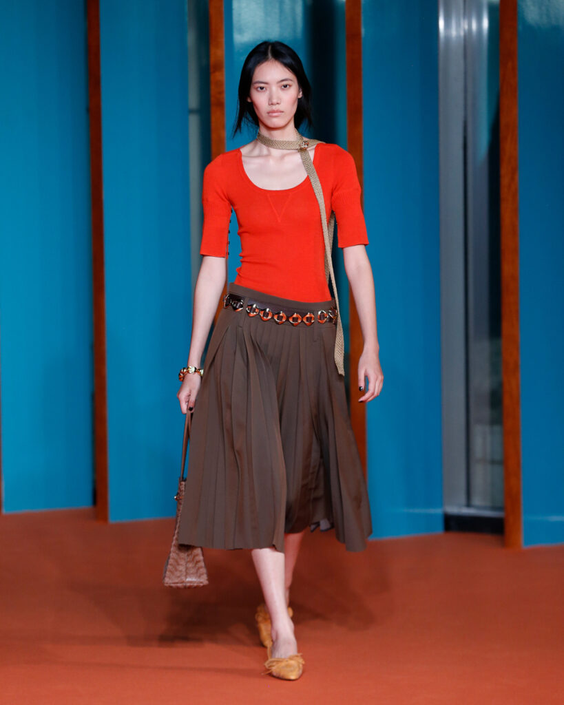 Tory Burch Spring/Summer 2027 runway look 20