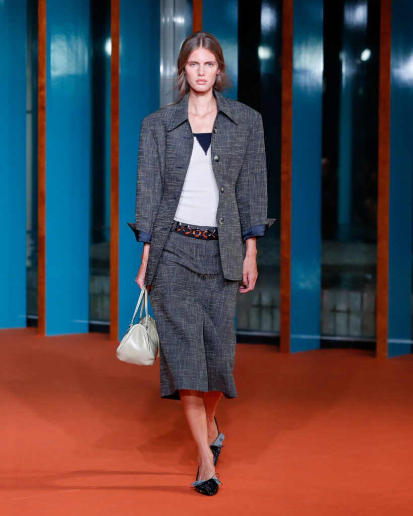 Tory Burch Spring/Summer 2027 runway look 23