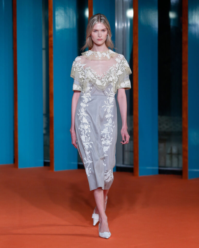 Tory Burch Spring/Summer 2027 runway look 26