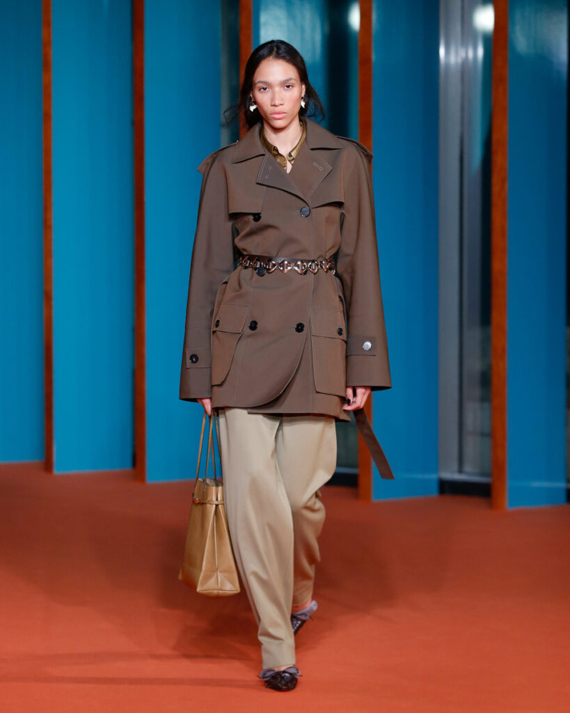 Tory Burch Spring/Summer 2027 runway look 28