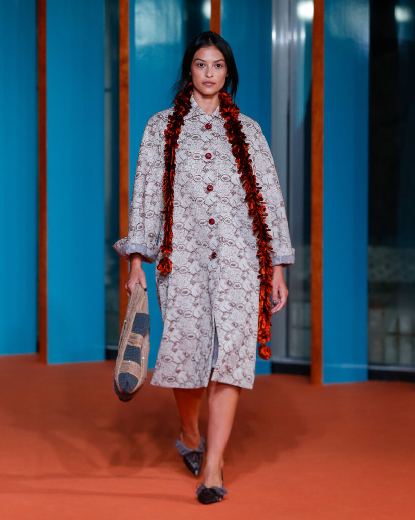 Tory Burch Spring/Summer 2027 runway look 34