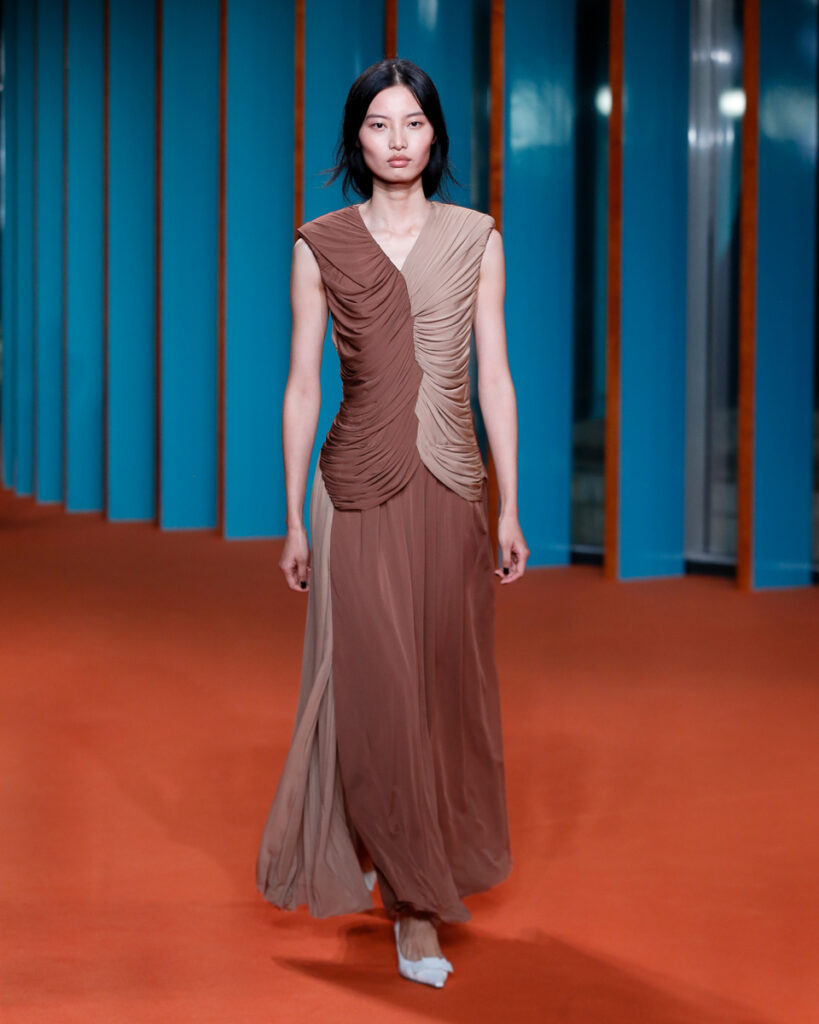 Tory Burch Spring/Summer 2027 runway look 39