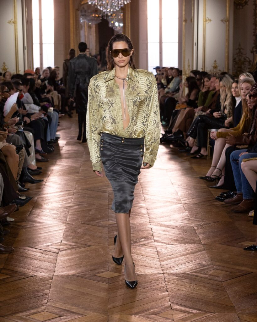 Balmain Spring/Summer 2027 runway look 19