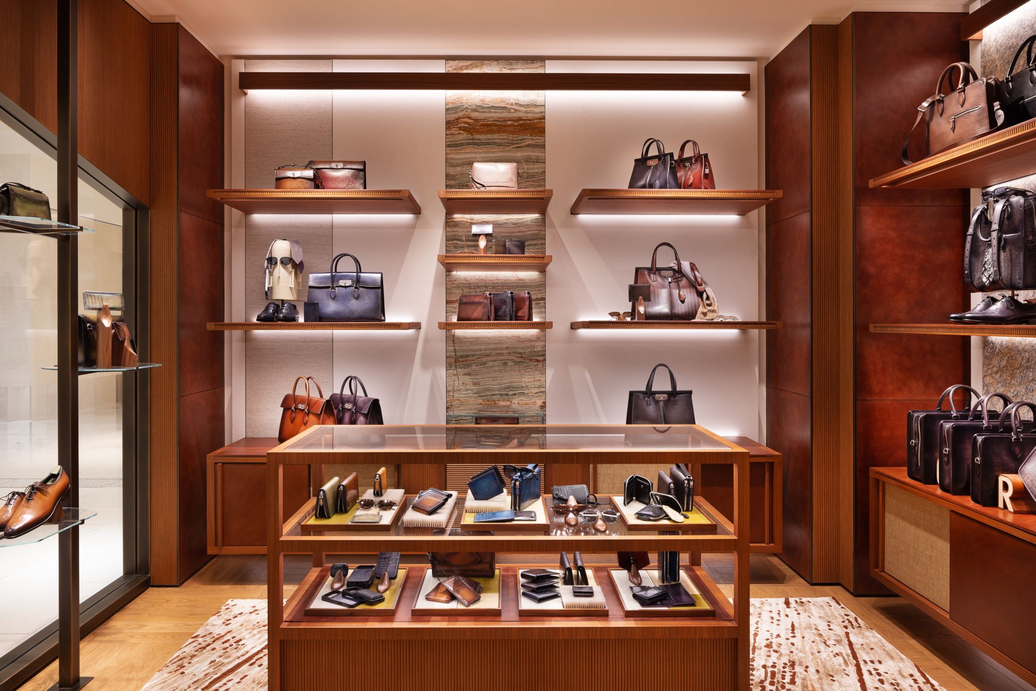 Berluti Nagoya Mitsukoshi store interior image five