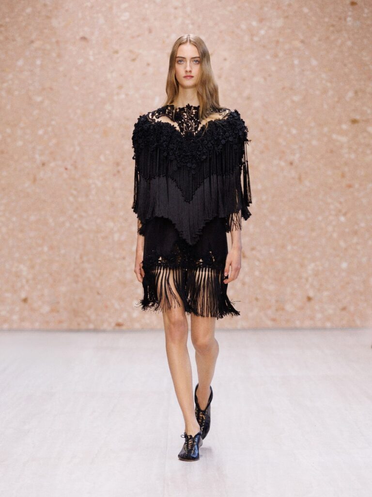 Chloé Spring/Summer 2027 runway look 06