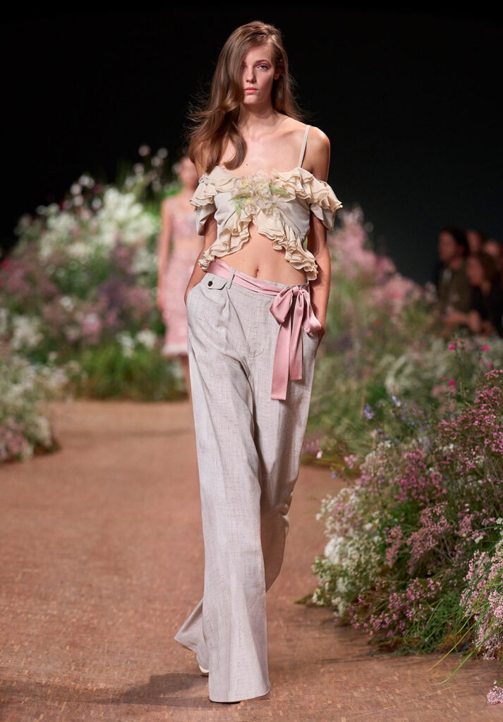 Elie Saab Spring/Summer 2027 runway look 03