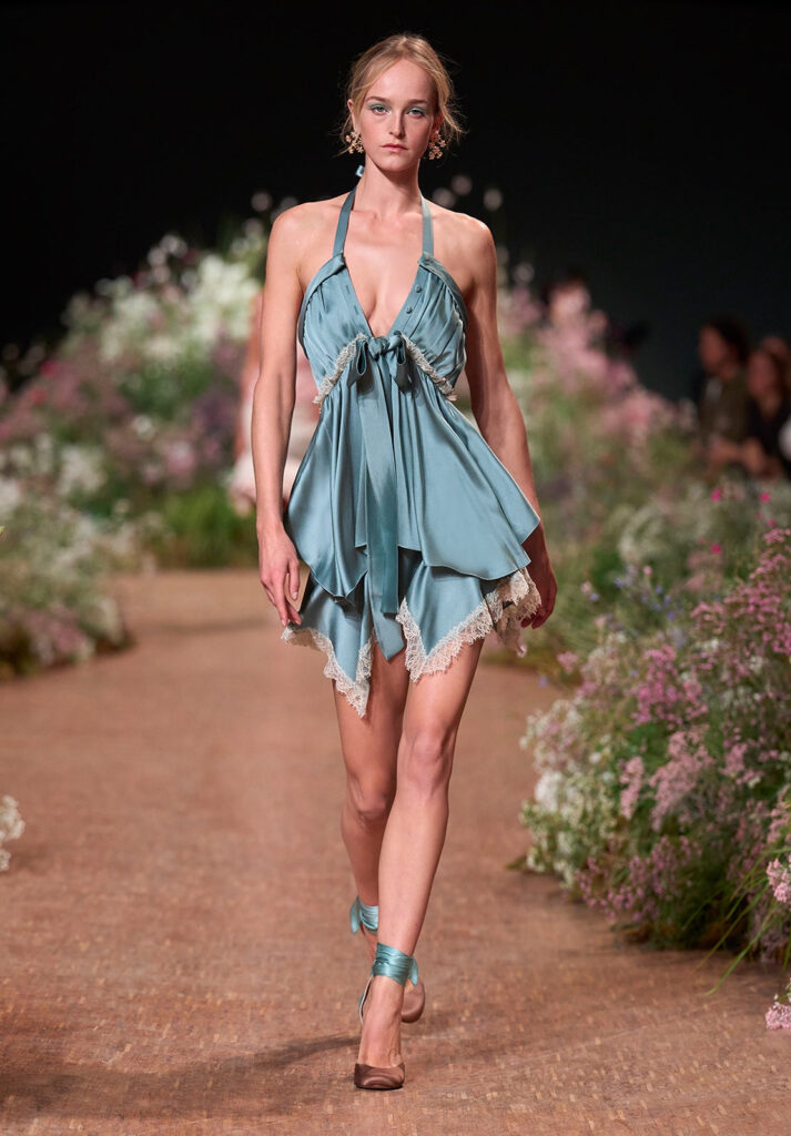 Elie Saab Spring/Summer 2027 runway look 05