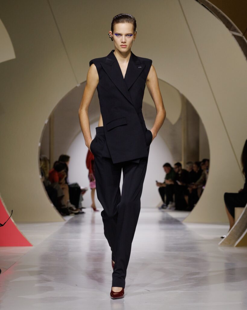 Givenchy Spring/Summer 2027 runway look 05