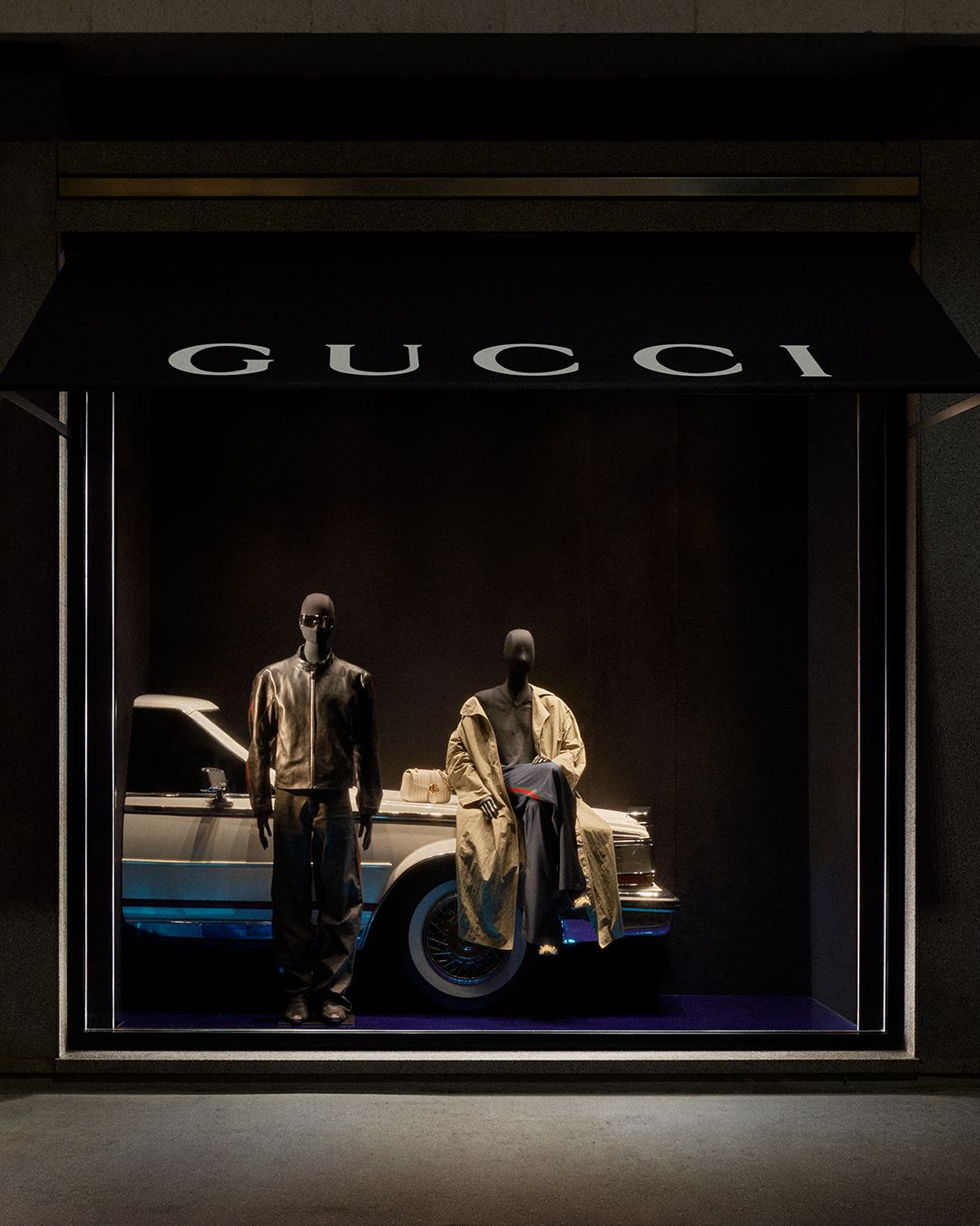 Two mannequins in Primavera looks in a Gucci window