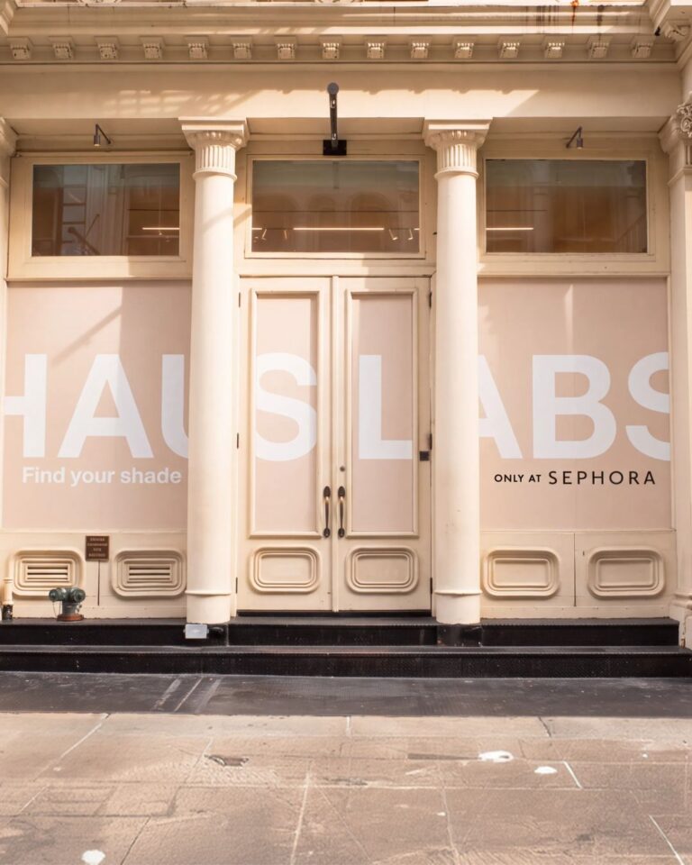 Haus Labs and Sephora branding across the pop-up’s street-facing facade