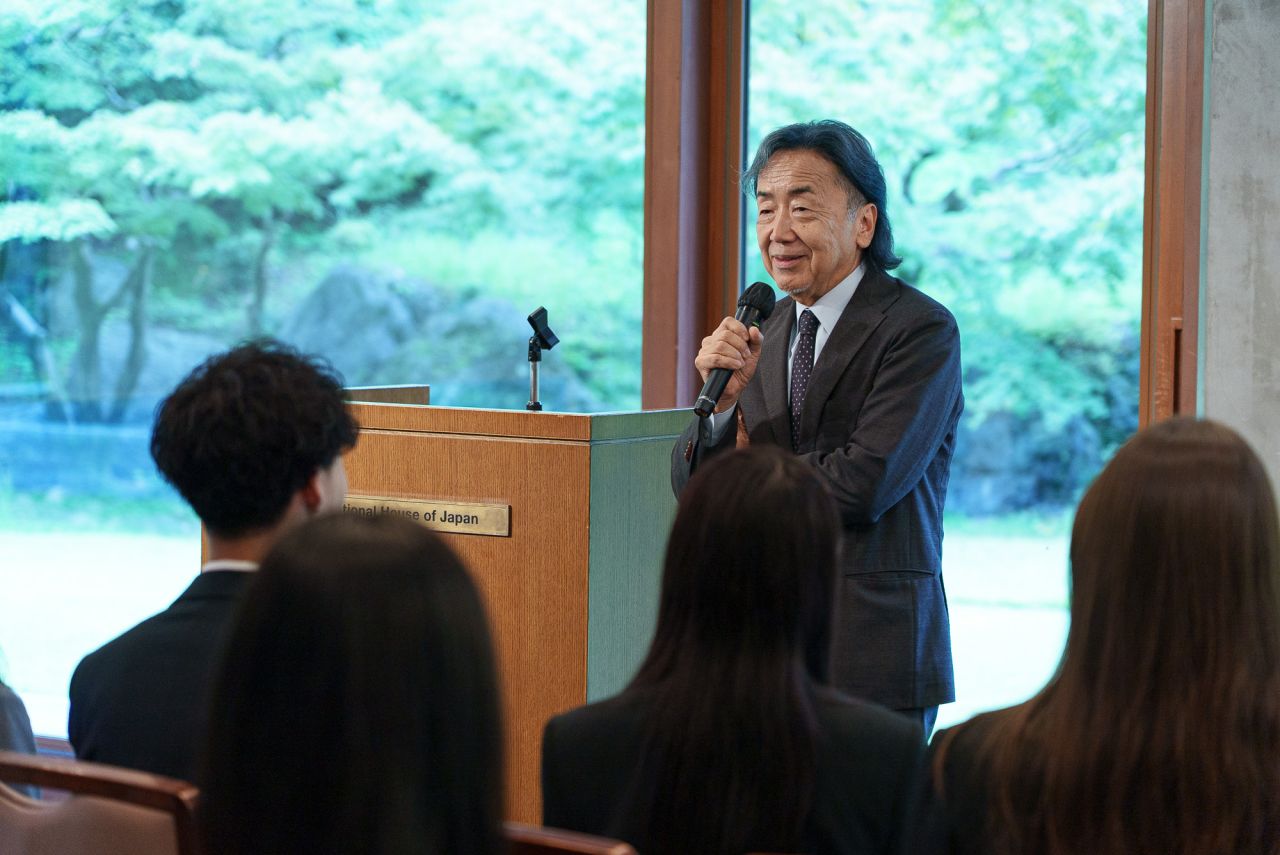 Speaker addresses participants at the Hermès Japan welcome ceremony
