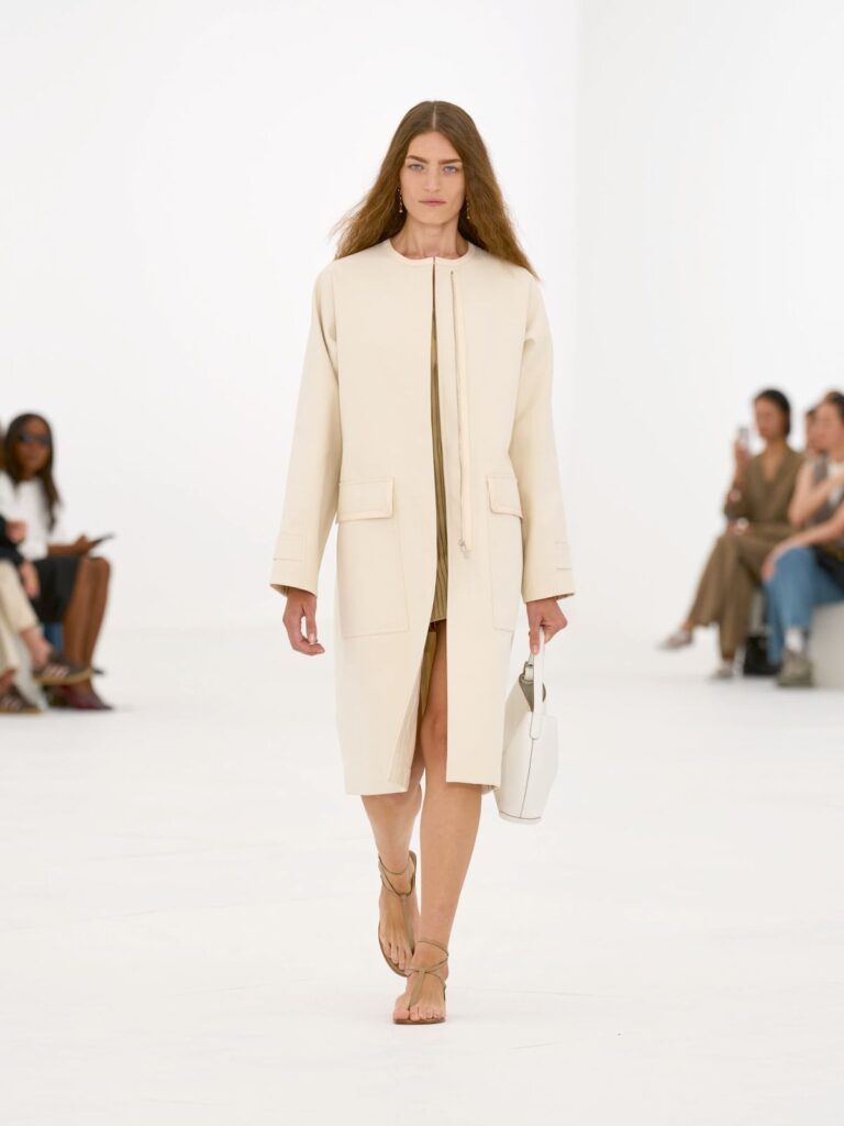 Hermès Spring/Summer 2027 runway look 04