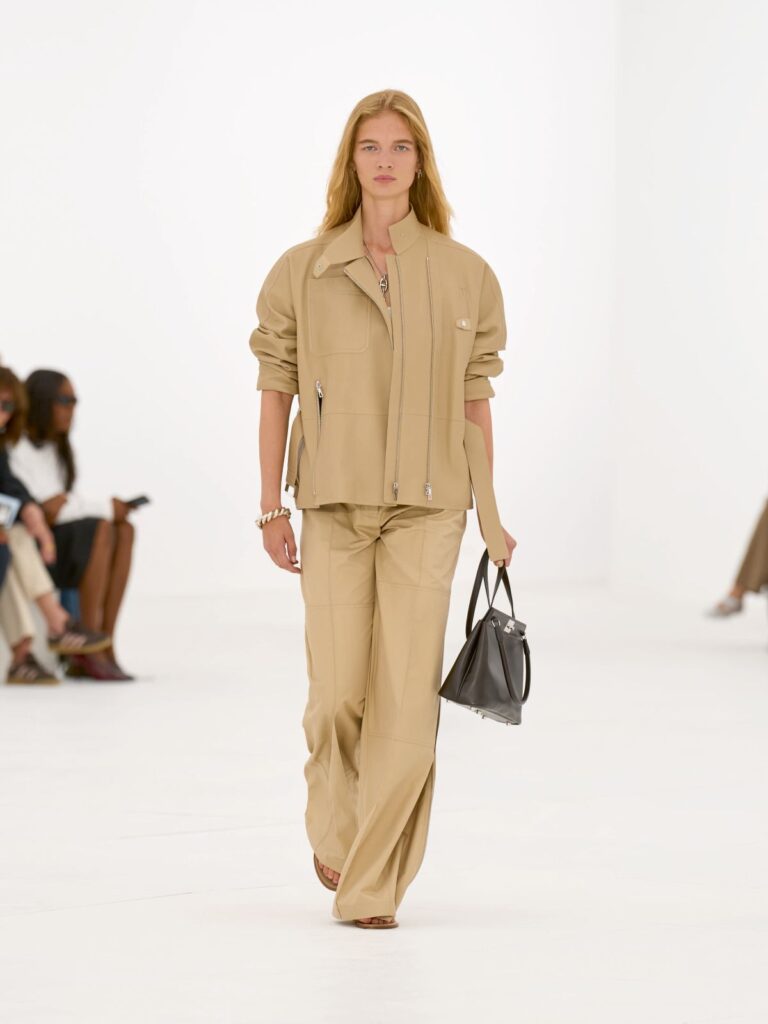 Hermès Spring/Summer 2027 runway look 09
