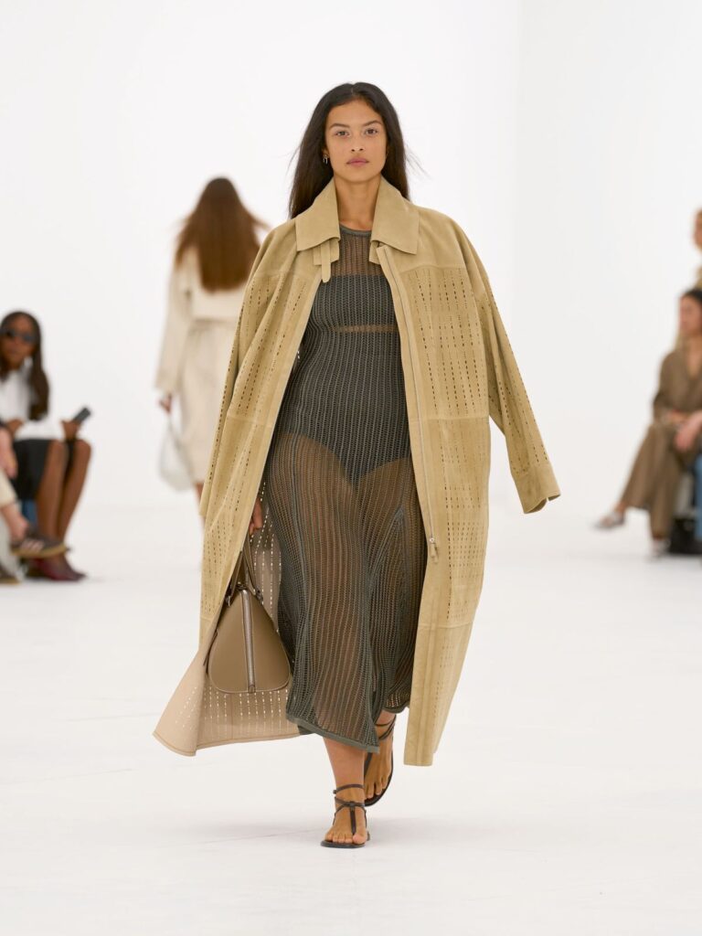 Hermès Spring/Summer 2027 runway look 16