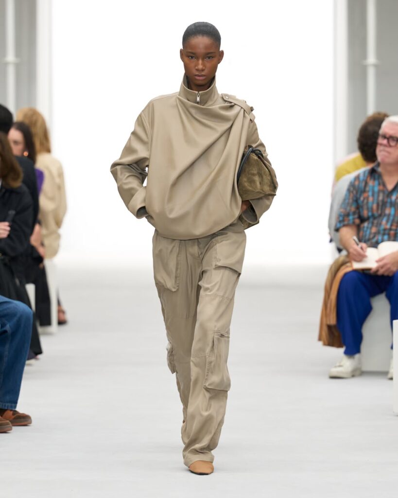Loewe Spring/Summer 2027 runway look 23