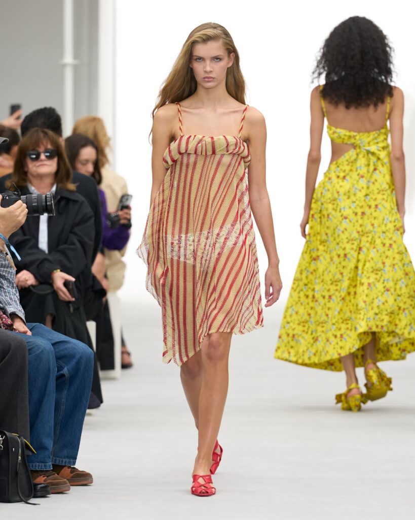 Loewe Spring/Summer 2027 runway look 28