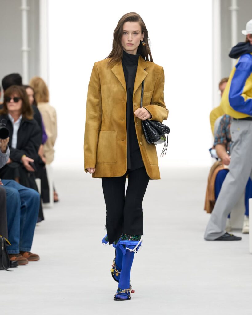 Loewe Spring/Summer 2027 runway look 29