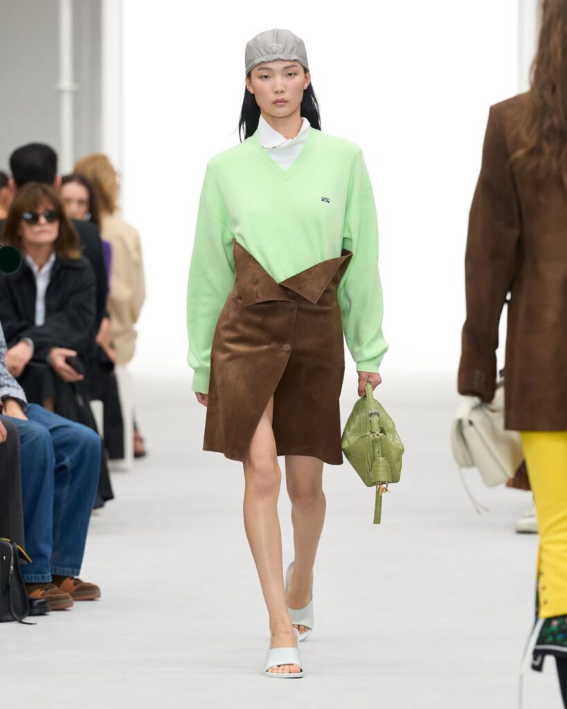 Loewe Spring/Summer 2027 runway look 40