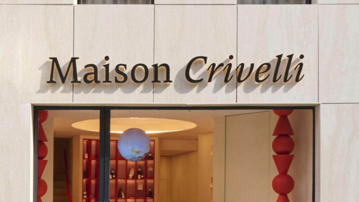 Maison Crivelli’s first Paris boutique at 314 rue Saint-Honoré, photograph 1