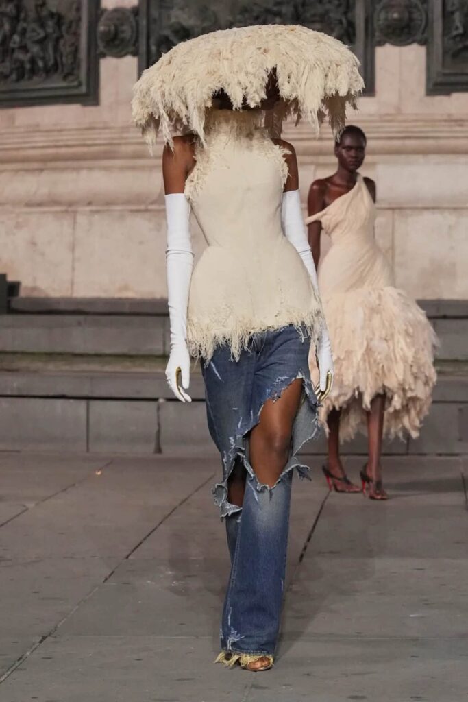 Matières Fécales Spring/Summer 2027 runway look 06