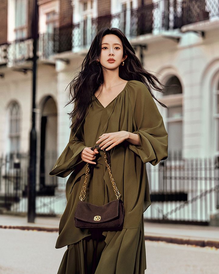 Meng Ziyi in the Michael Kors Fall 2026 campaign in London, image 3