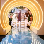 Tropical-themed entrance and fashion display at the SHEIN Belém pop-up