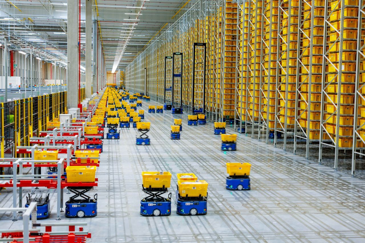 Warehouse floor with automated equipment in SHEIN-supplied logistics photograph