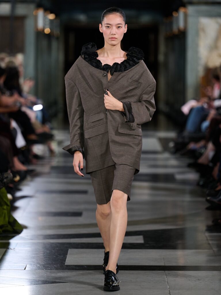 Simone Rocha Spring/Summer 2027 runway look 10