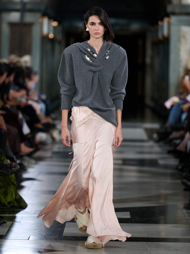 Simone Rocha Spring/Summer 2027 runway look 19