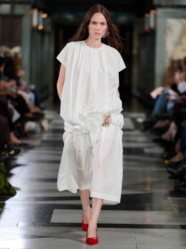Simone Rocha Spring/Summer 2027 runway look 21