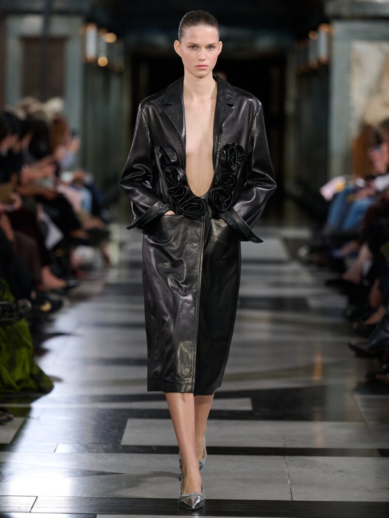 Simone Rocha Spring/Summer 2027 runway look 23
