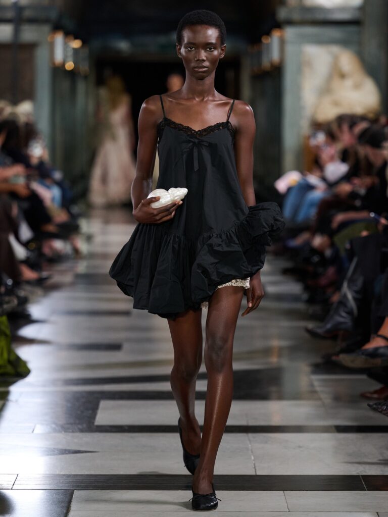 Simone Rocha Spring/Summer 2027 runway look 29