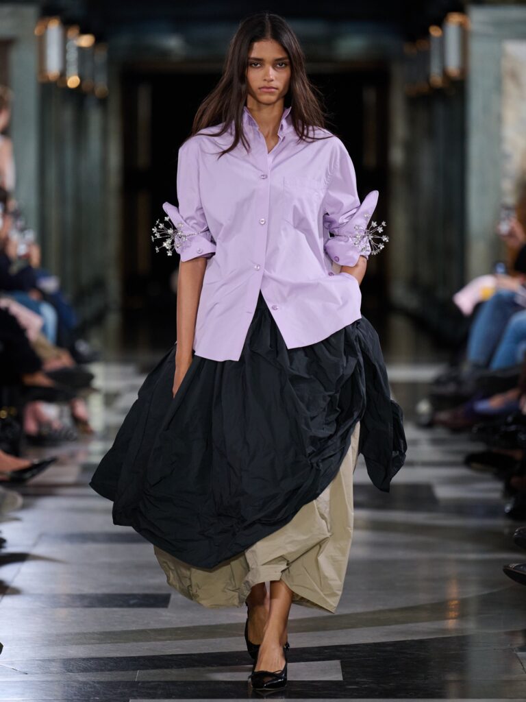 Simone Rocha Spring/Summer 2027 runway look 33