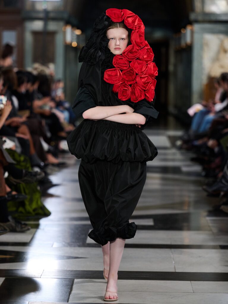 Simone Rocha Spring/Summer 2027 runway look 37