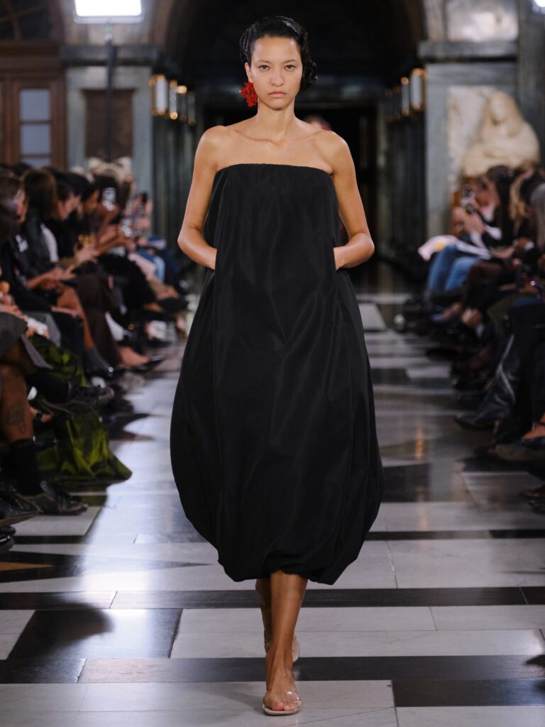 Simone Rocha Spring/Summer 2027 runway look 40