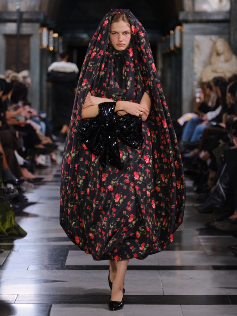 Simone Rocha Spring/Summer 2027 runway look 41