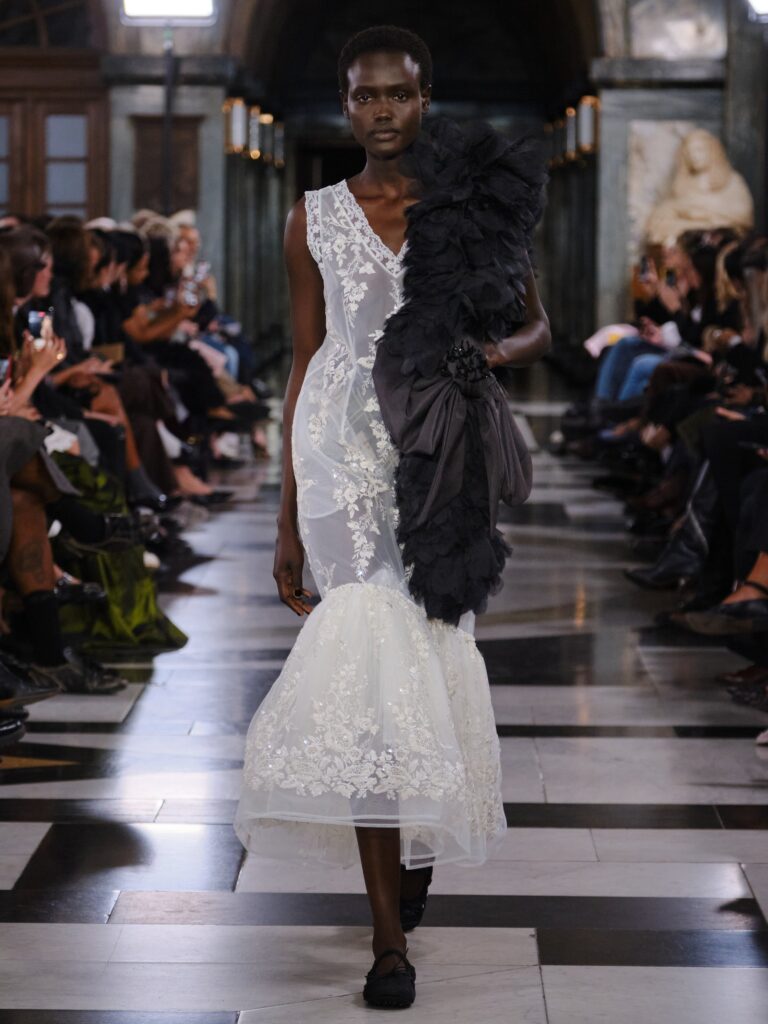 Simone Rocha Spring/Summer 2027 runway look 42