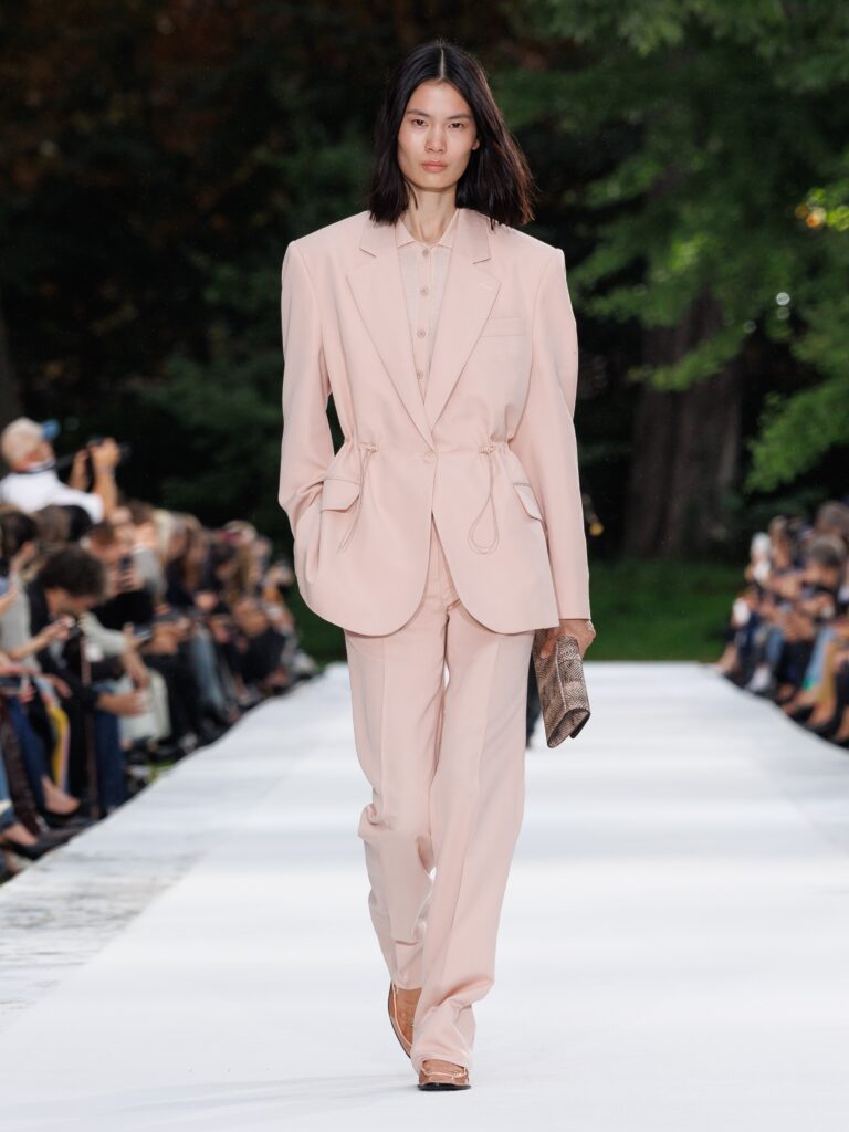 Stella McCartney Spring/Summer 2027 runway look 05
