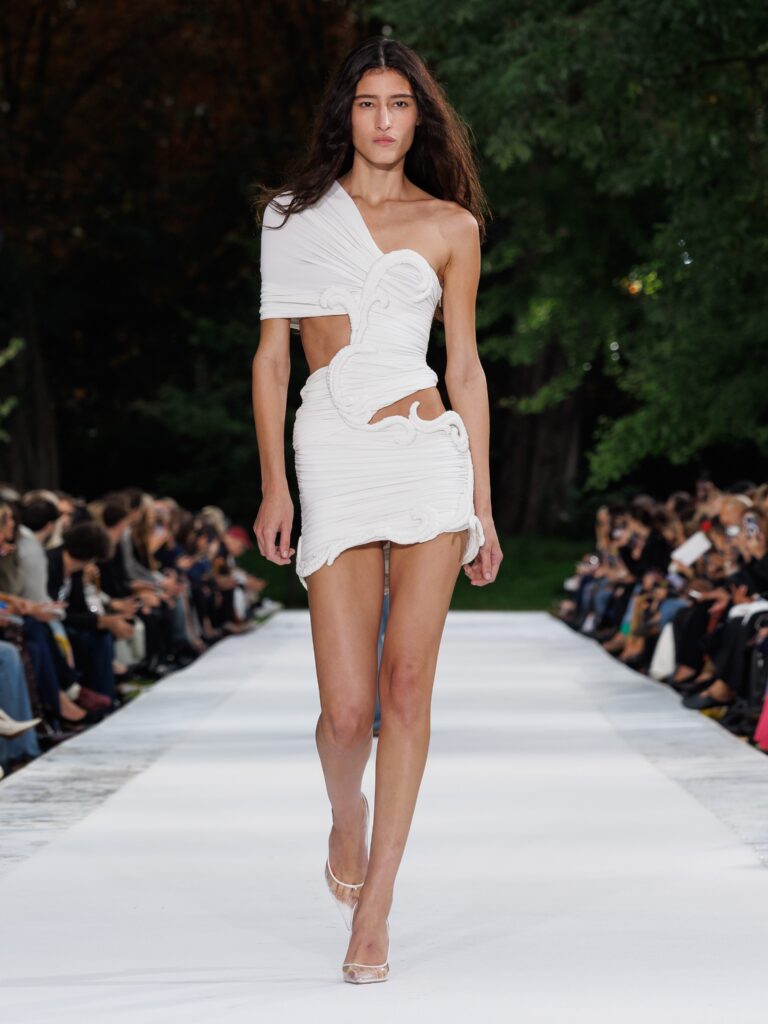 Stella McCartney Spring/Summer 2027 runway look 37