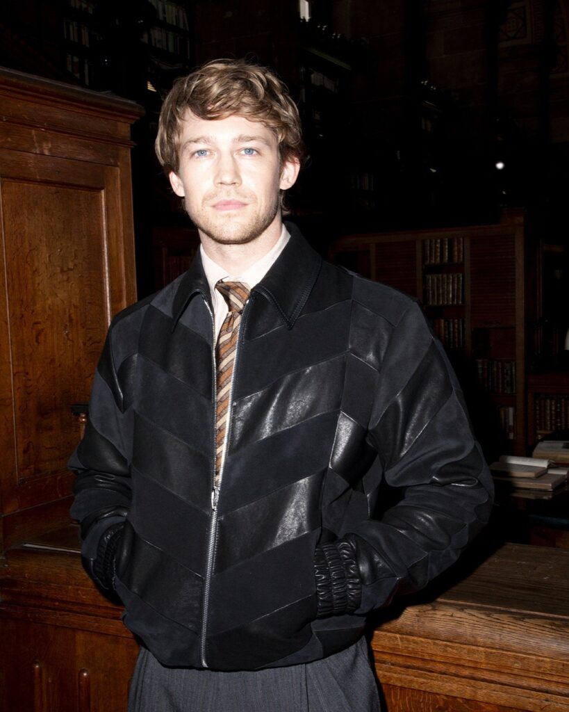 Joe Alwyn at Valentino Antibiblioteca Spring/Summer 2027