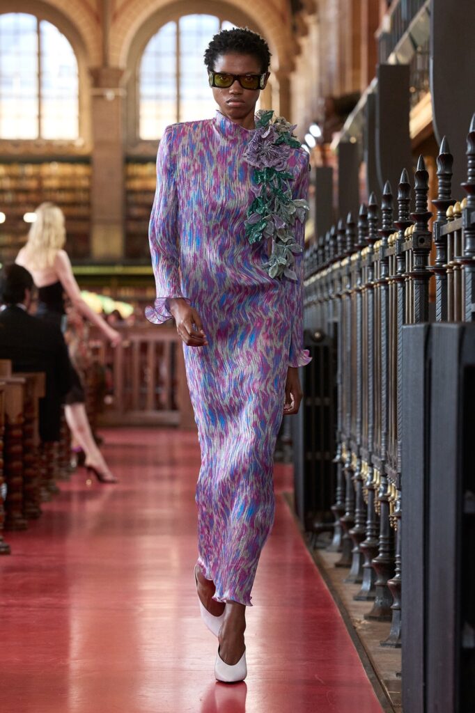 Valentino Antibiblioteca Spring/Summer 2027 runway look 07