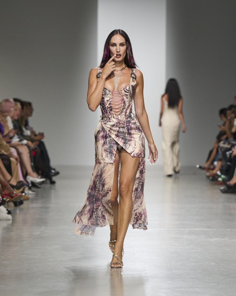 Weinsanto Spring/Summer 2027 runway image 08