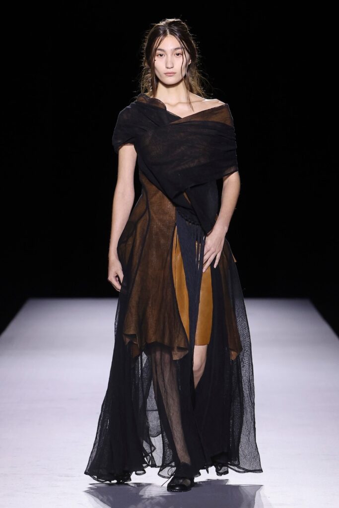Yohji Yamamoto Spring/Summer 2027 runway look 027
